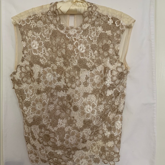 Jonquil by Diane Samandi Tops - JONQUIL by DIANE SAMANDI Vintage Lace Top Ecru SM